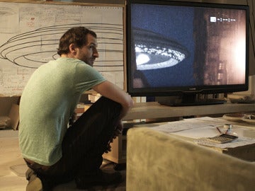 Julian Villagran tambi&eacute;n vivir&aacute; la invasi&oacute;n extraterrestre ideada por Vigalondo