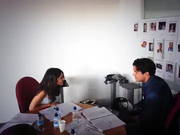 Adriana Ugarte y Macarena García nos desvelan detalles de sus personajes Adriana Ugarte y Macarena García nos desvelan detalles de sus personajes