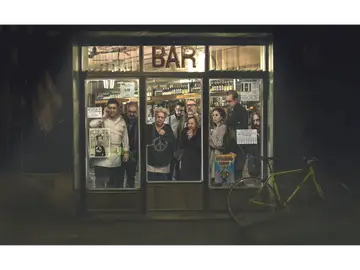 Primer tráiler de El Bar Primer tráiler de El Bar