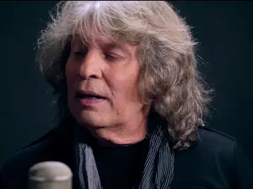 José Mercé interpreta el tema principal de Oro José Mercé interpreta el tema principal de Oro