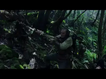 Clip de 'Oro': "Hombres con nada que perder y todo que ganar si salen vivos de esta expedición" Clip de 'Oro': "Hombres con nada que perder y todo que ganar si salen vivos de esta expedición"
