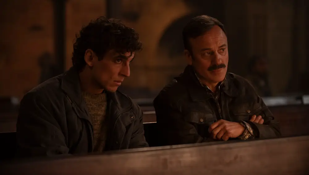 Javier Gutiérrez y Miguel Herrán protagonizan ‘El confidente’, lo nuevo de Daniel Calparsoro Javier Gutiérrez y Miguel Herrán protagonizan ‘El confidente’, lo nuevo de Daniel Calparsoro